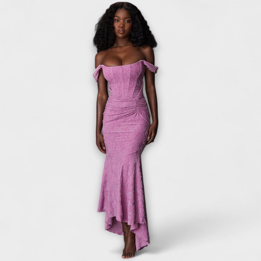 Renske - Robe Élégante et Raffinée avec Corset