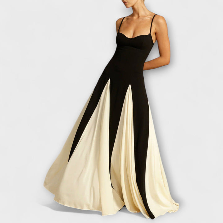 Ember - Élégance Classique : Robe Maxi A-Ligne avec Panneaux en Tulle