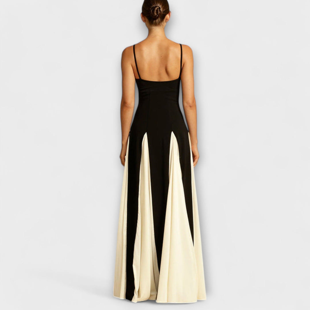 Ember - Élégance Classique : Robe Maxi A-Ligne avec Panneaux en Tulle