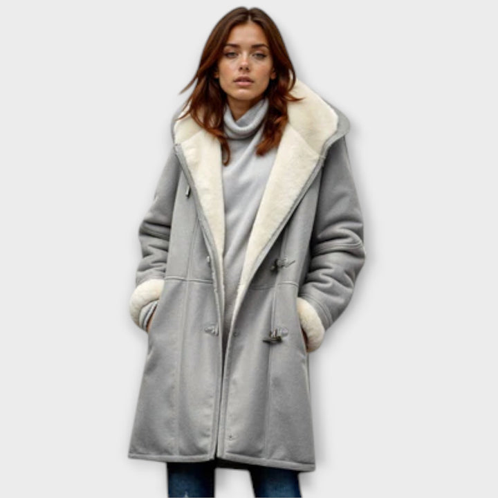 Antonia – Manteau Douillet Doublé en Fourrure
