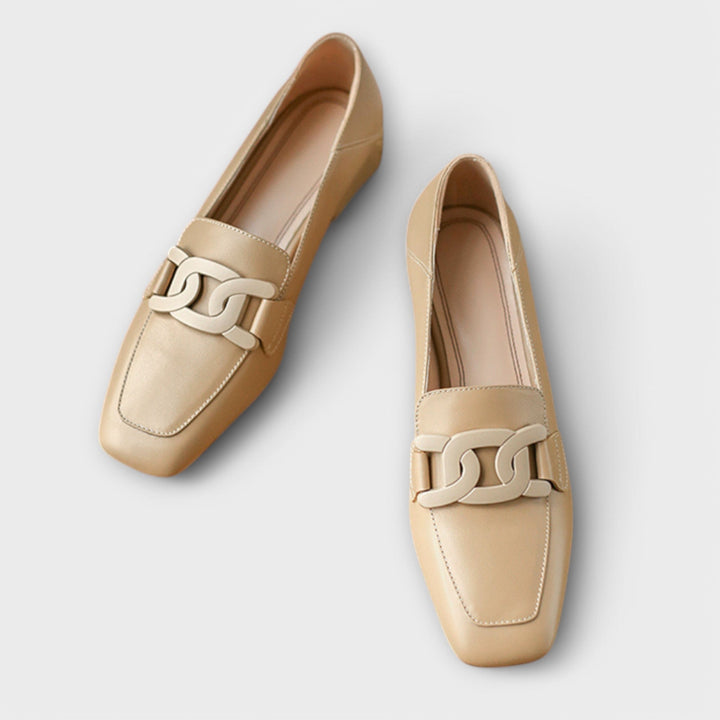 Monika – Chausson