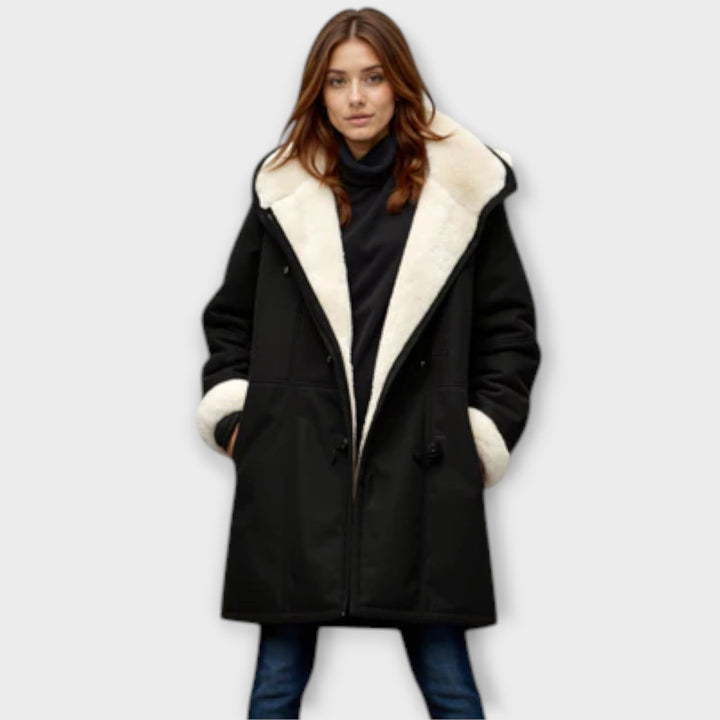 Antonia – Manteau Douillet Doublé en Fourrure