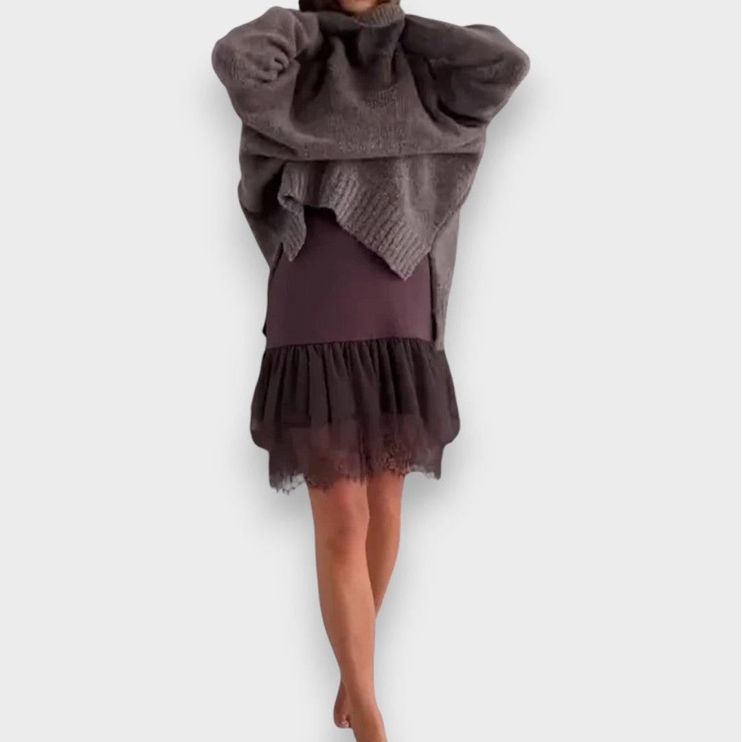 Luna | Ensemble de loisirs en deux pièces avec pull à col roulé en dentelle