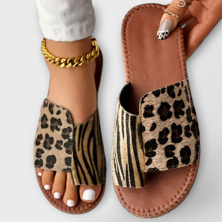 Chaussons Chic Bicolores avec Imprimé Léopard