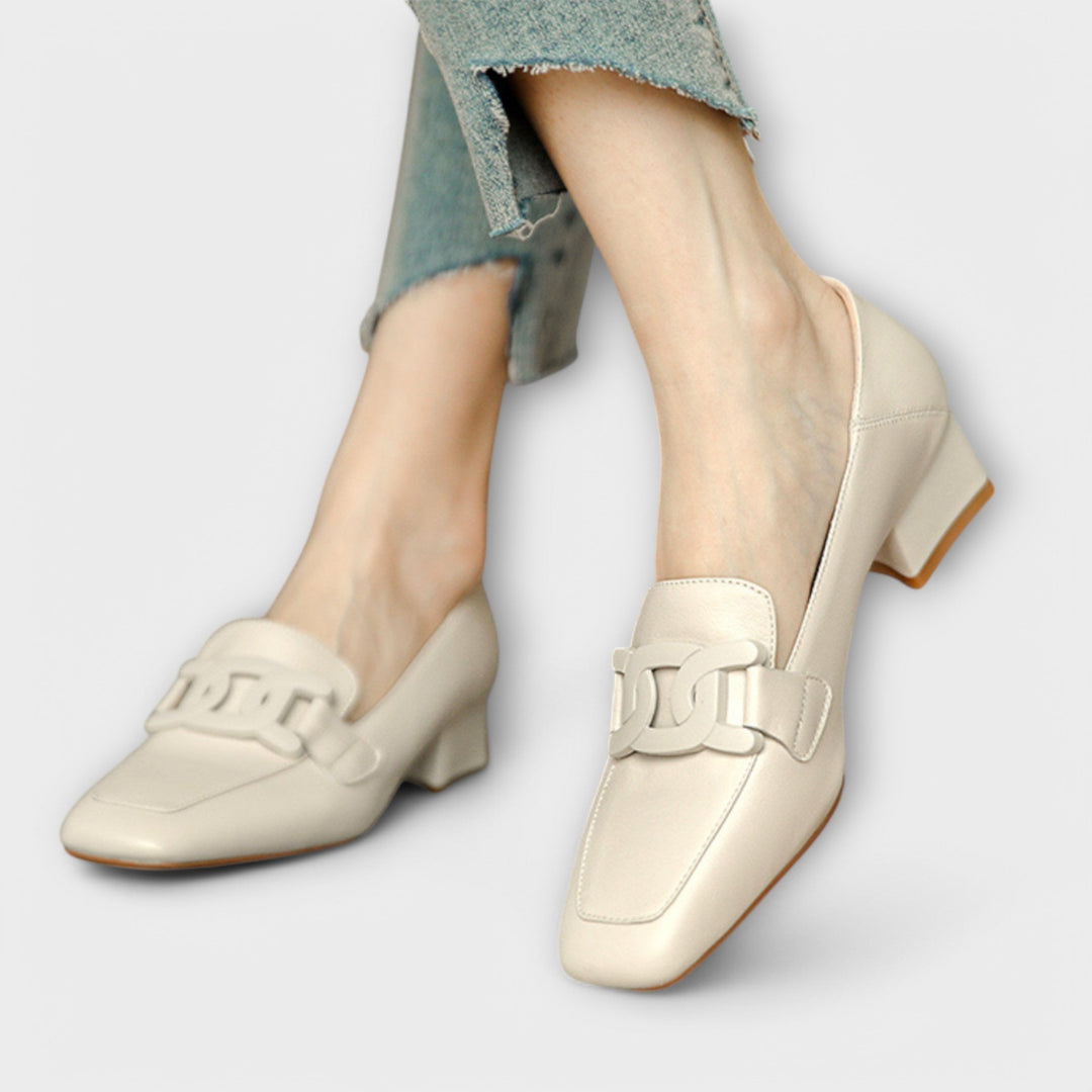 Monika – Chausson