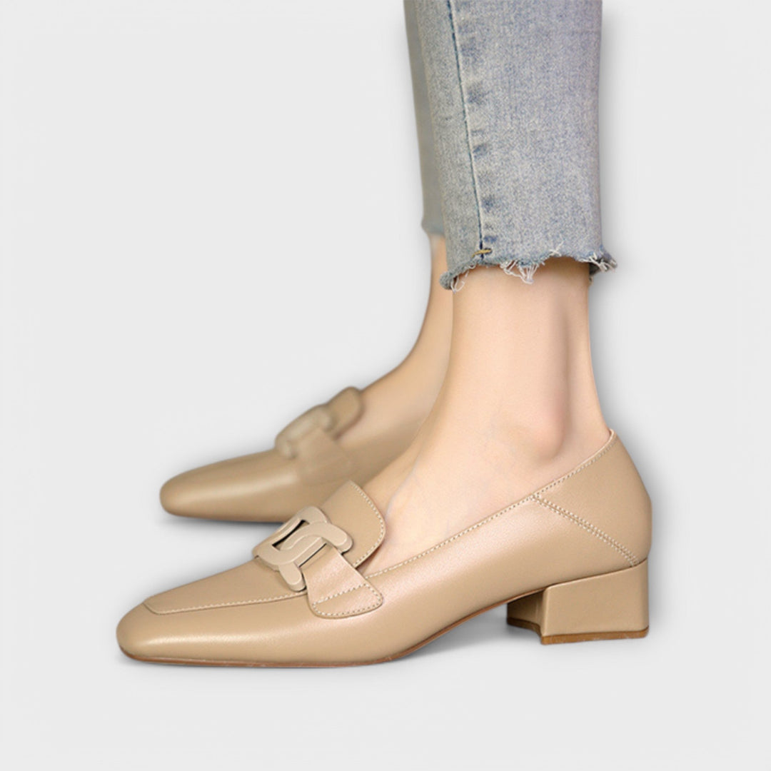 Monika – Chausson