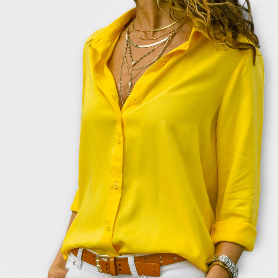 Mona – la blouse parfaite