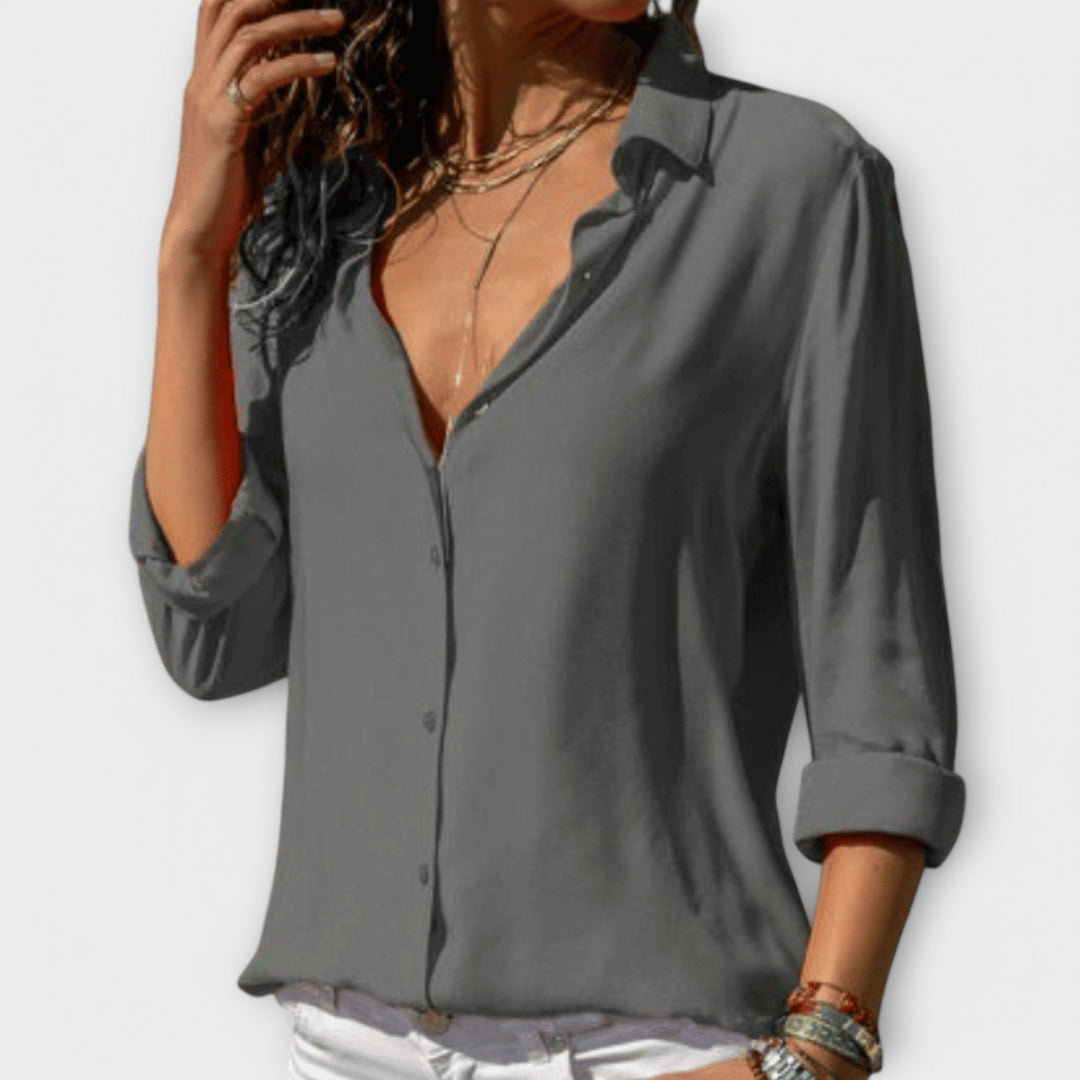 Mona – la blouse parfaite