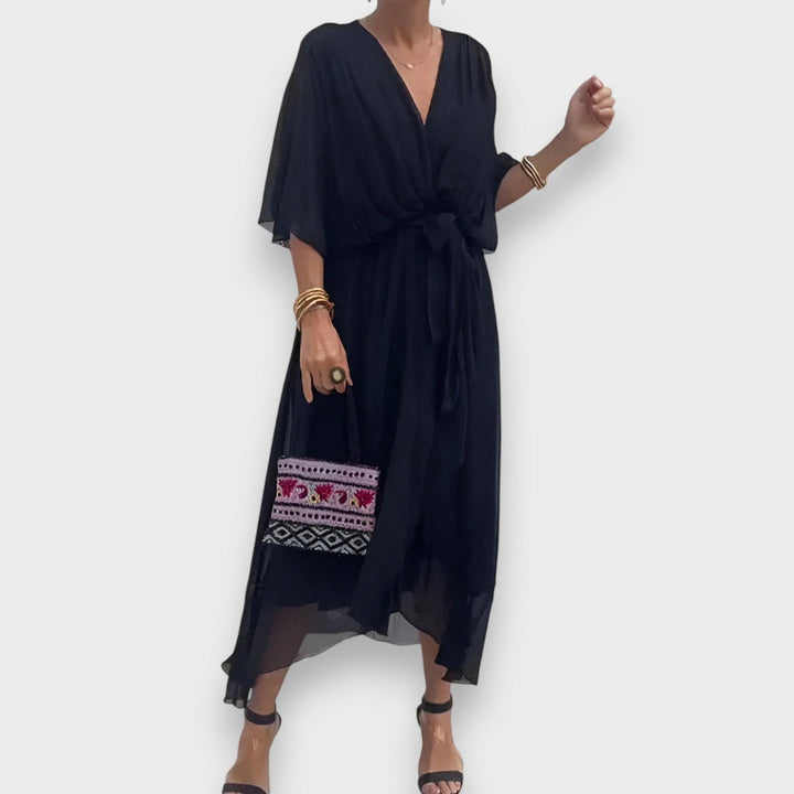 Monica | Robe avec décolleté en V