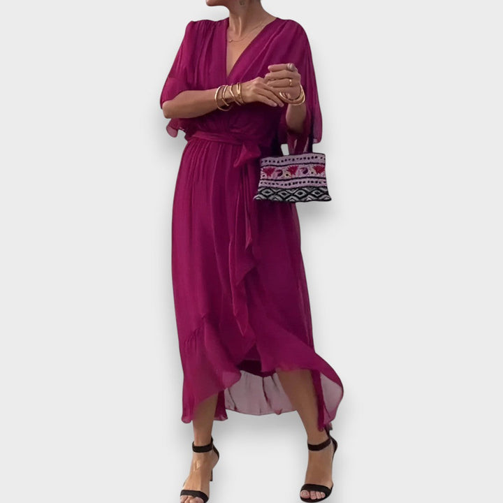 Monica | Robe avec décolleté en V