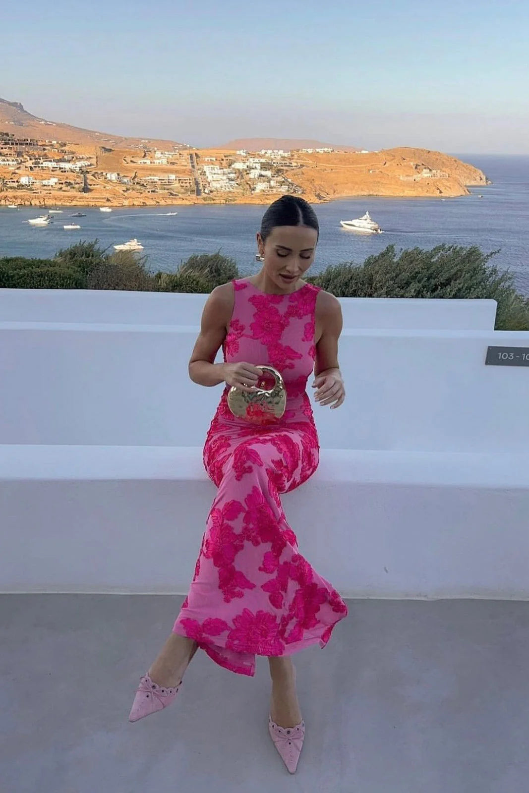 Robe de Soirée Maxi Sans Manches Brodée de Fleurs