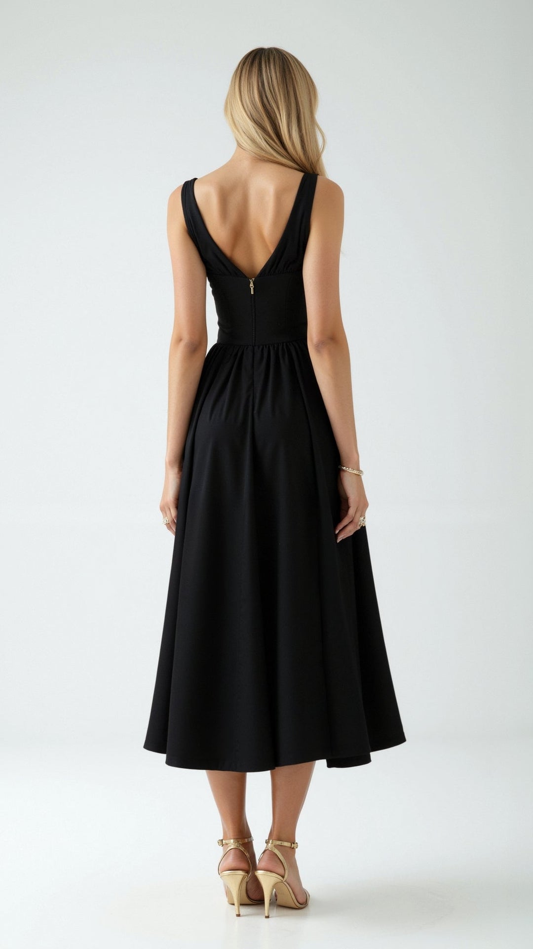 Robe Midi Plongeante Élégante Emma