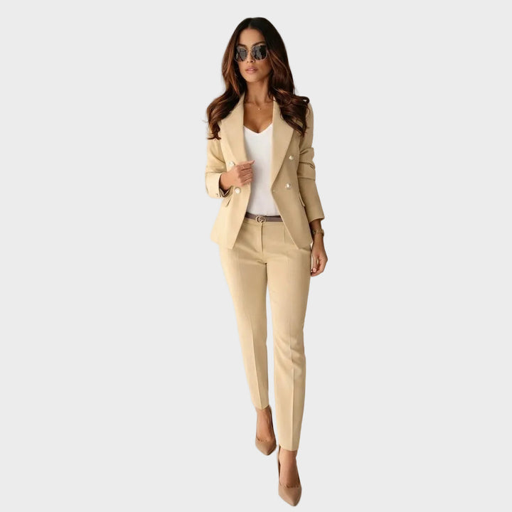 Marta - Costume avec Revers