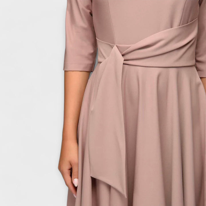 Robe Élegante à Balancement