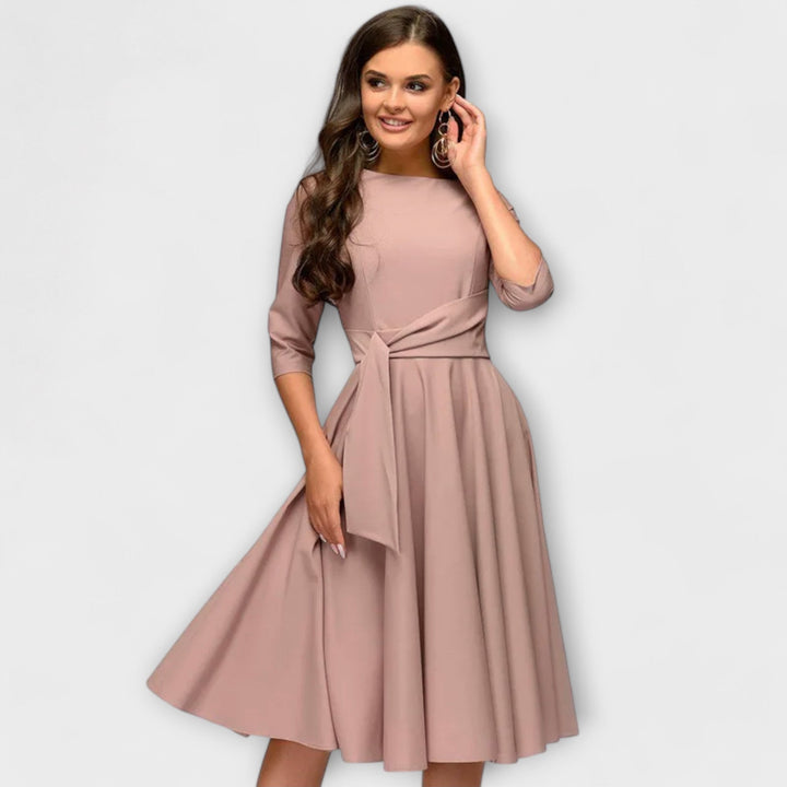 Robe Élegante à Balancement