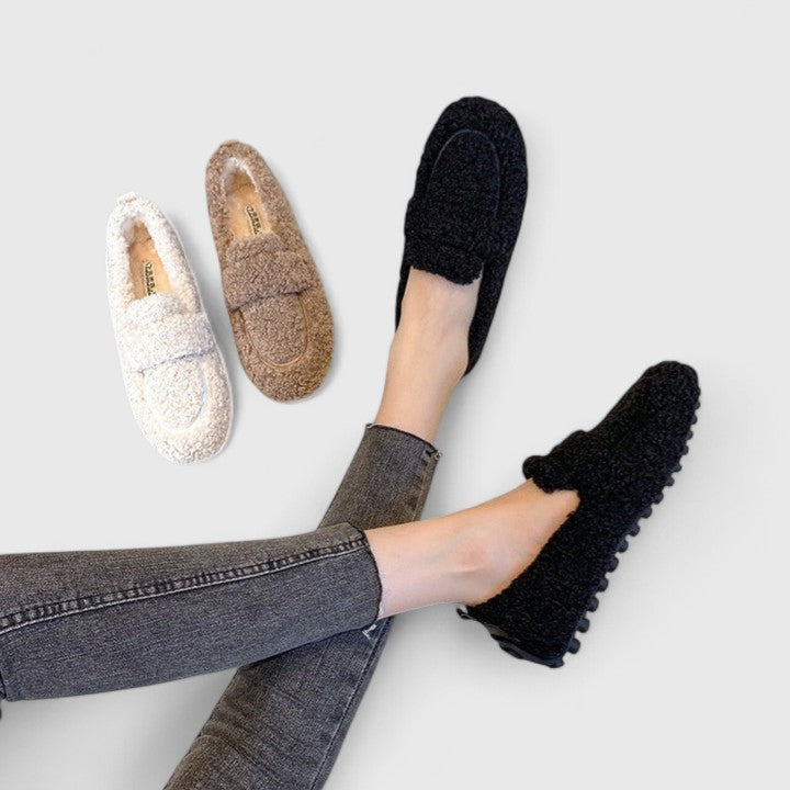 Solenne | Chaussons Chaleureux au Design Élégant