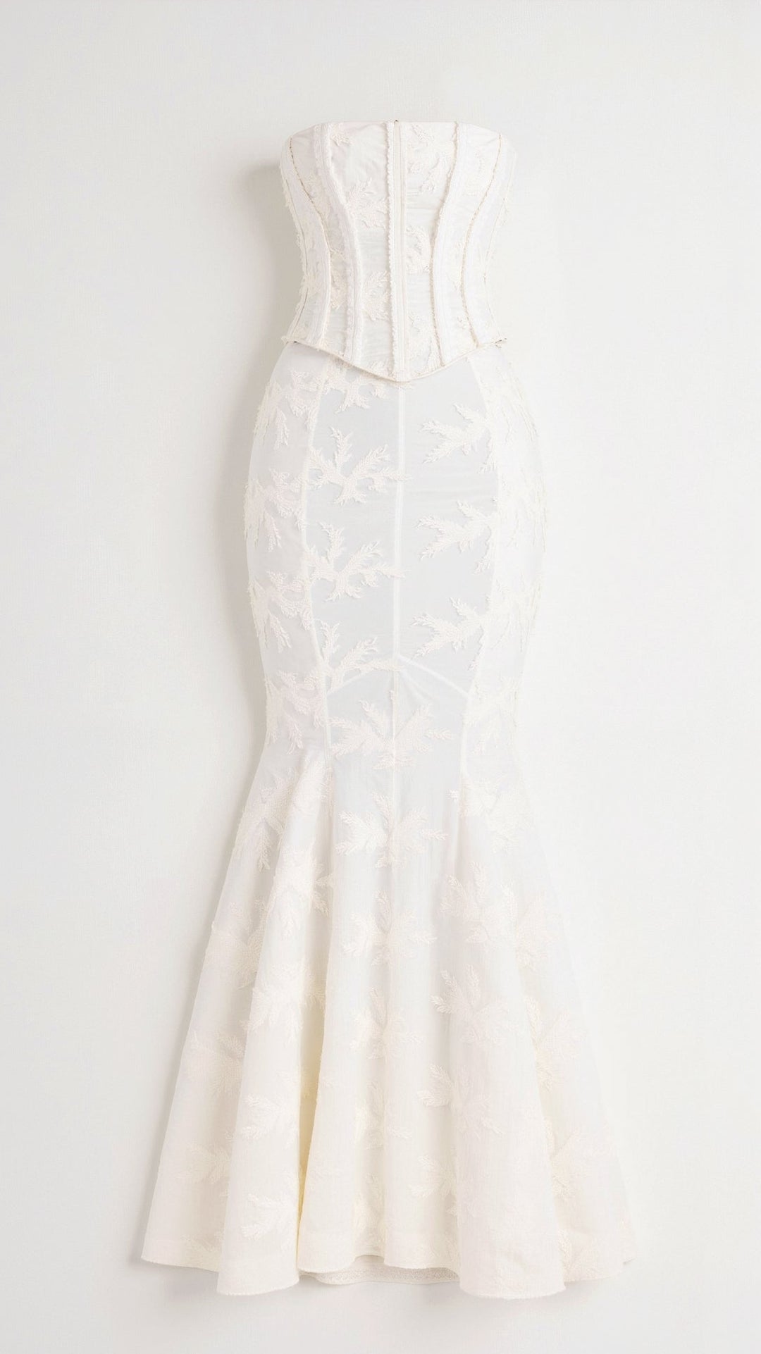 Robe Maxi en Dentelle Élégante Beatrice