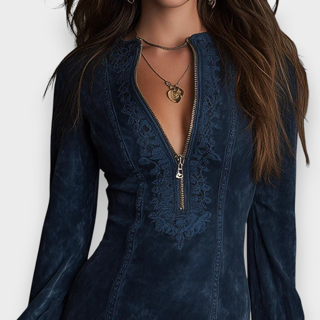 Jane | Robe mini en daim bleu avec dentelle