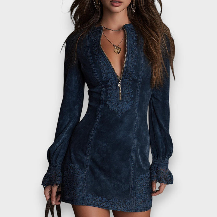 Jane | Robe mini en daim bleu avec dentelle