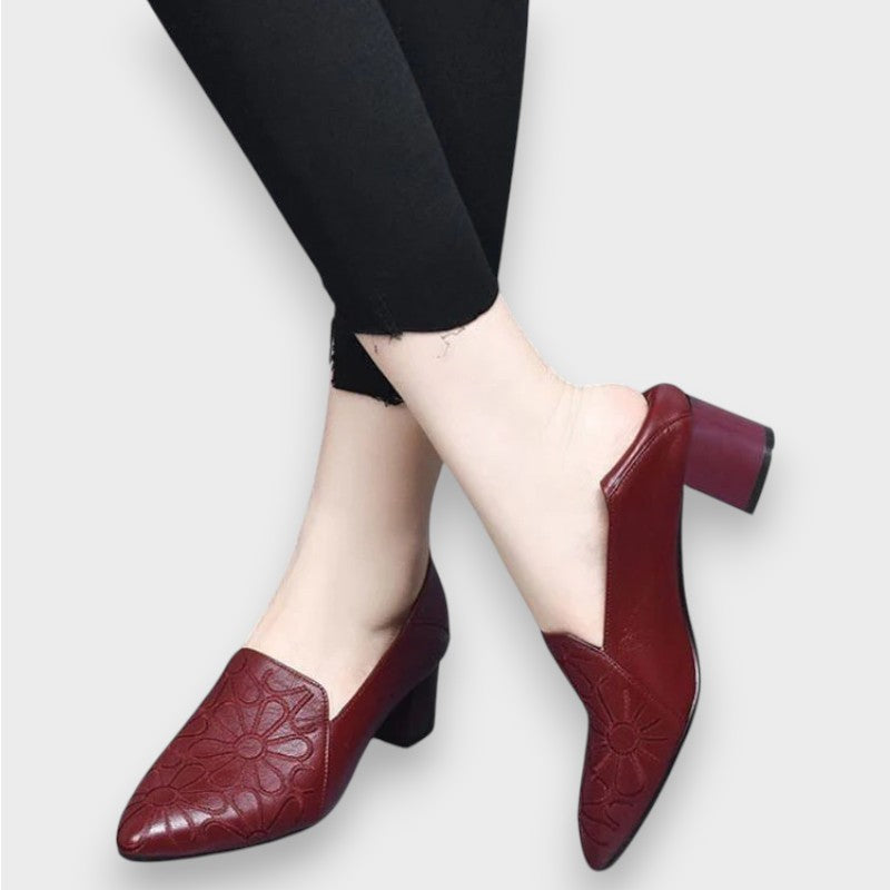 Nala | Pompes Douces en Cuir Vegan avec Broderie