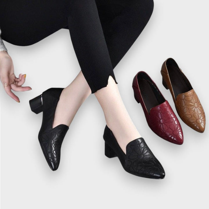 Nala | Pompes Douces en Cuir Vegan avec Broderie