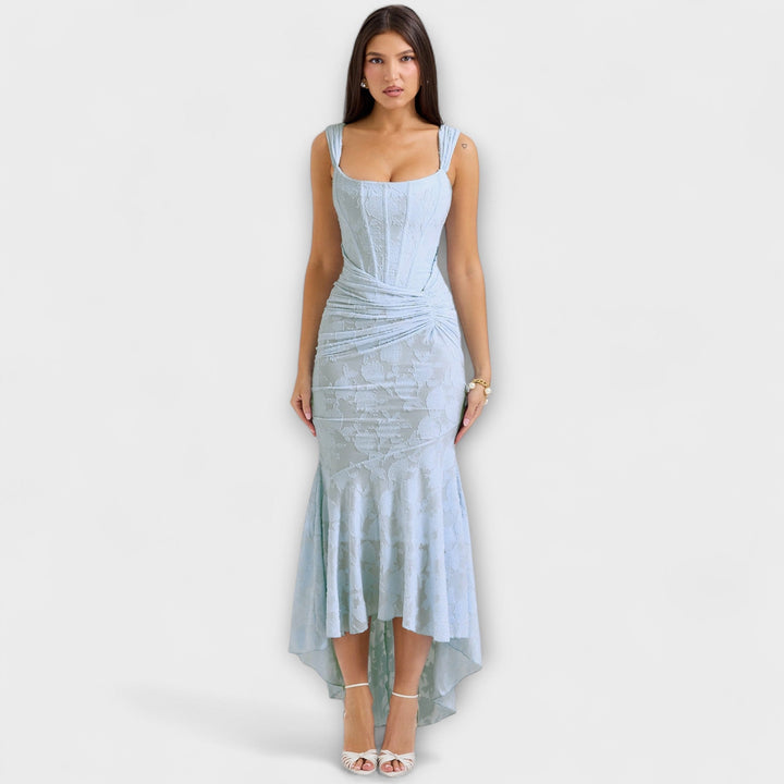 Renske - Robe Élégante et Raffinée avec Corset