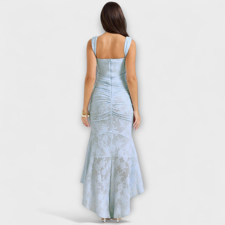 Renske - Robe Élégante et Raffinée avec Corset