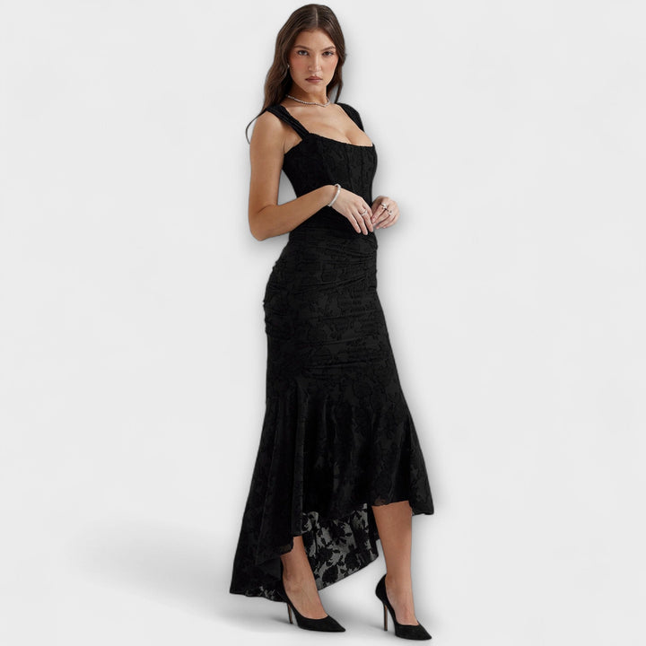 Renske - Robe Élégante et Raffinée avec Corset