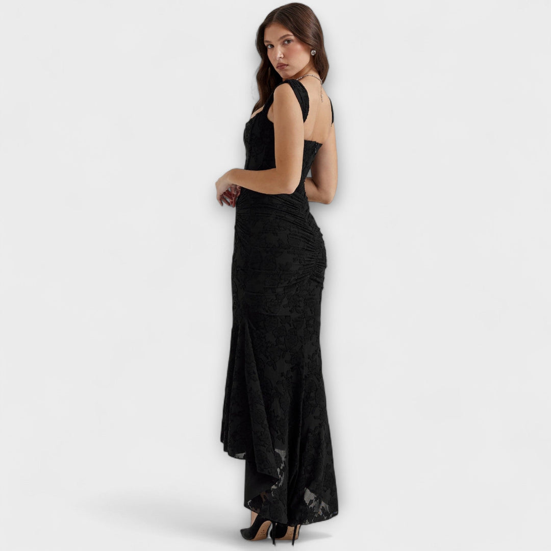 Renske - Robe Élégante et Raffinée avec Corset