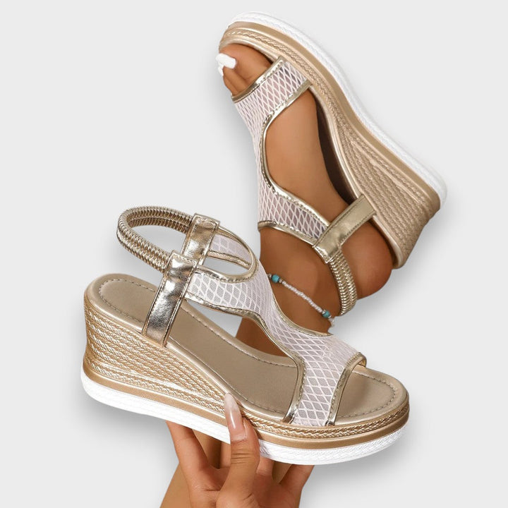 Léa | Sandale Orthopédique Élégante à Enfiler pour Femmes avec Talon Wedge