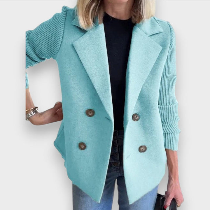 Amora | Cardigan Élégant avec Manches