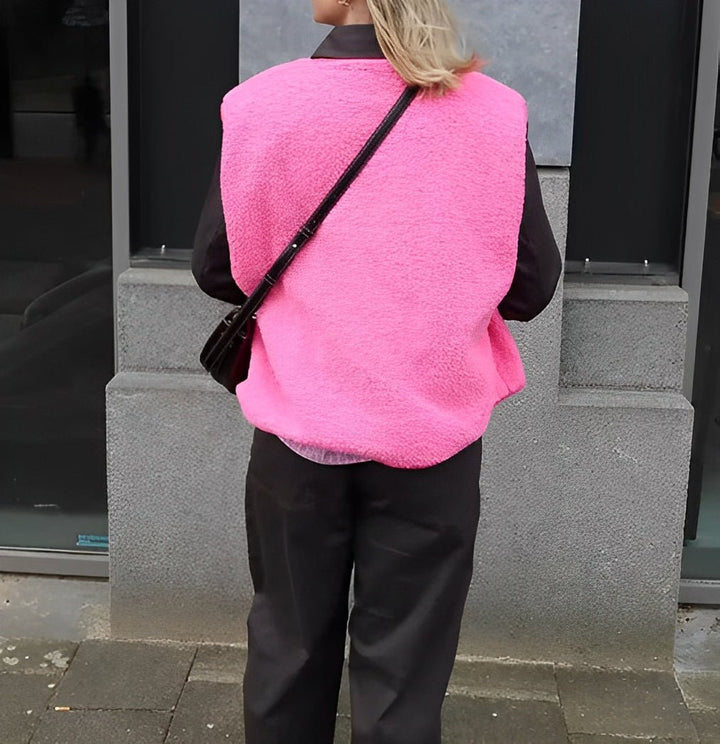 Gilet sans manches boutonné en laine d'agneau femme – Doux, confortable et polyvalent