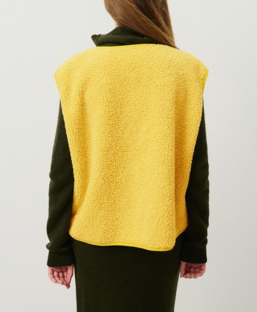 Gilet sans manches boutonné en laine d'agneau femme – Doux, confortable et polyvalent