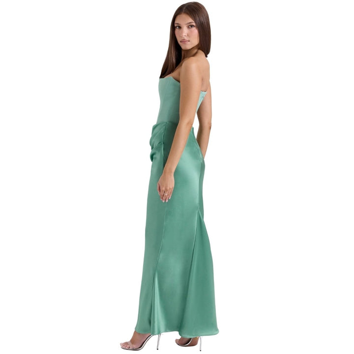 Robe Sloane